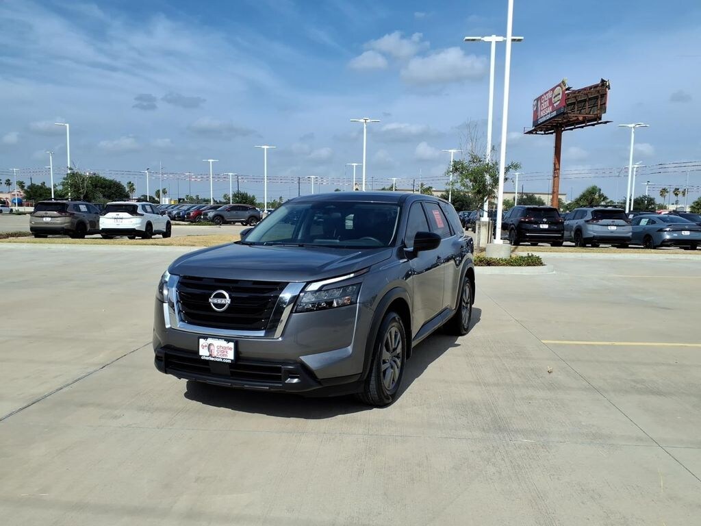 Used 2025 Nissan Pathfinder S SUV