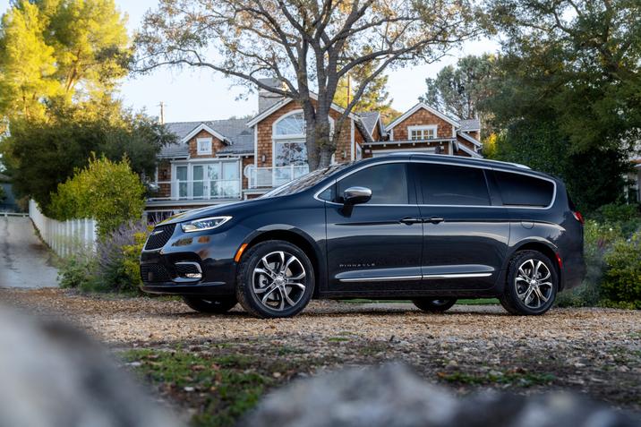 Exterior view of the 2021 Chrysler Pacifica