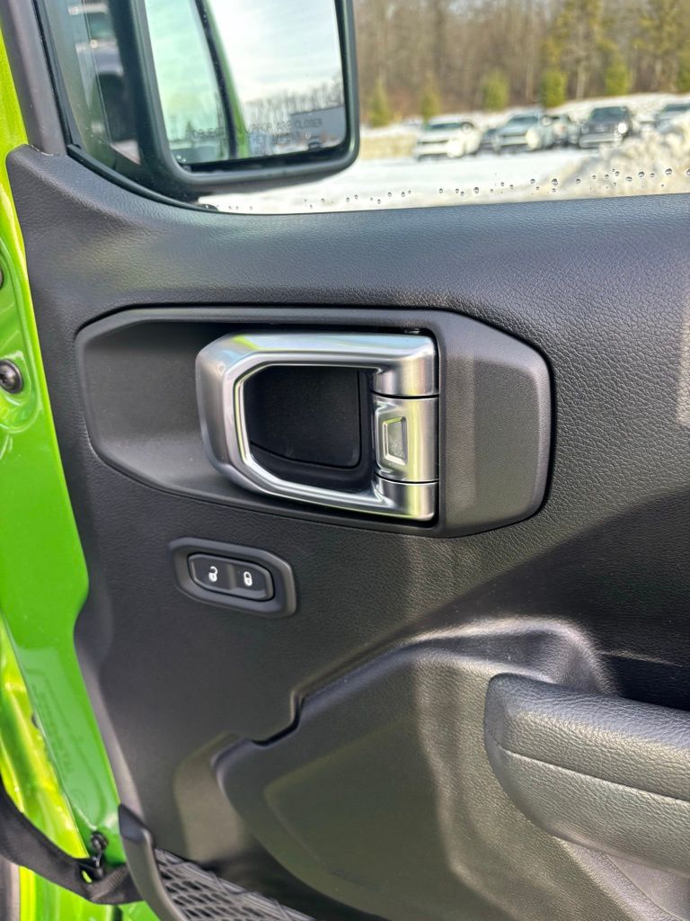 2025 Jeep Wrangler 4-Door Sport - Photo 20