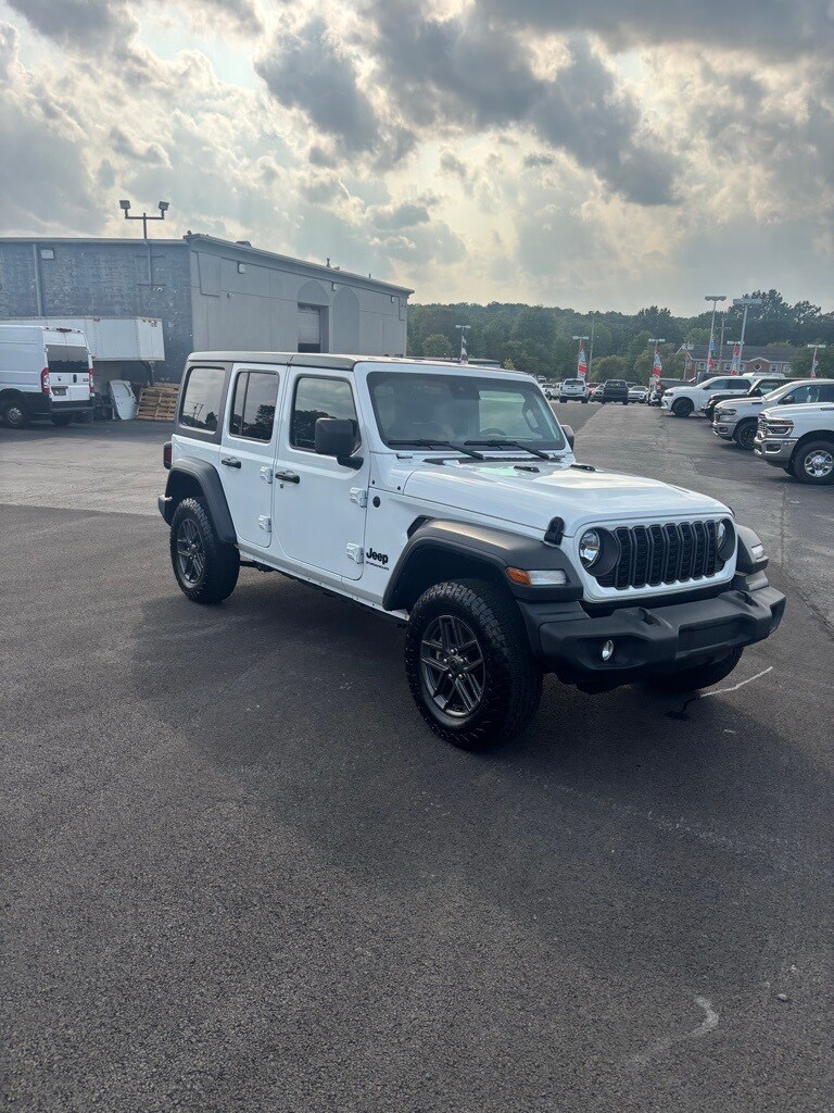 2024 Jeep Wrangler Sport S photo 3