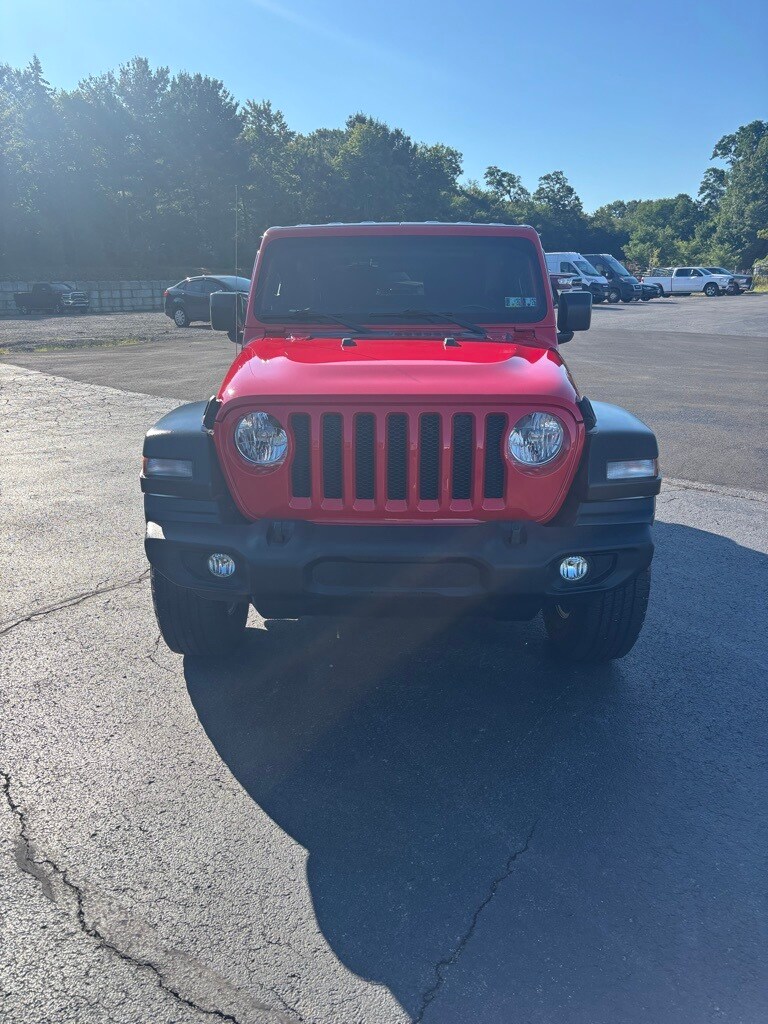 2019 Jeep Wrangler Sport S photo 2