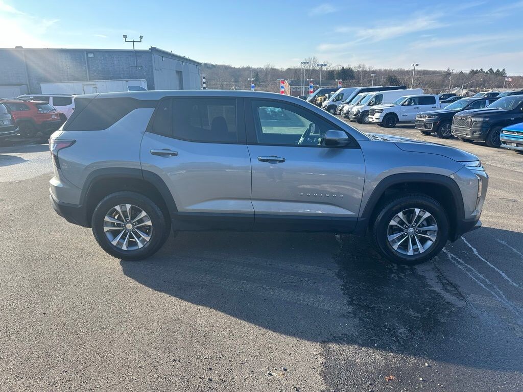 Used 2025 Chevrolet Equinox LT SUV