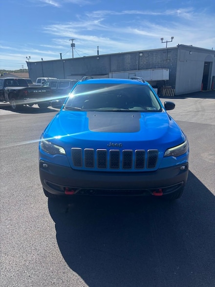 2022 Jeep Cherokee Trailhawk SUV