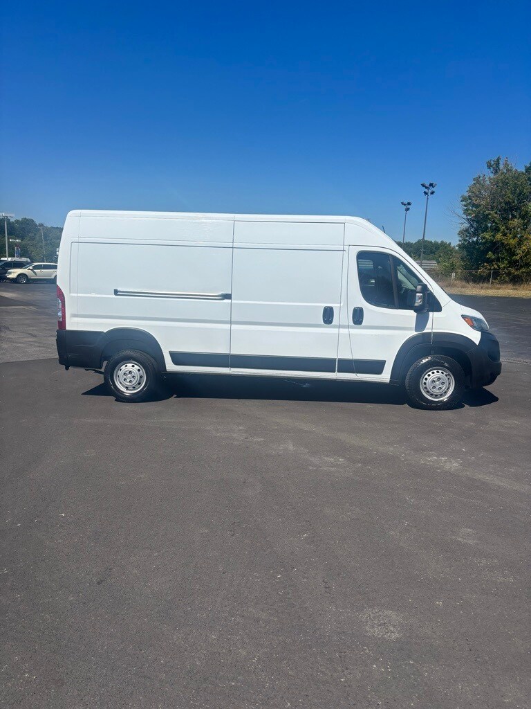 2023 Ram ProMaster 2500 Cargo Van photo 4