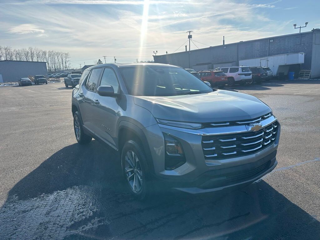 Used 2025 Chevrolet Equinox LT SUV