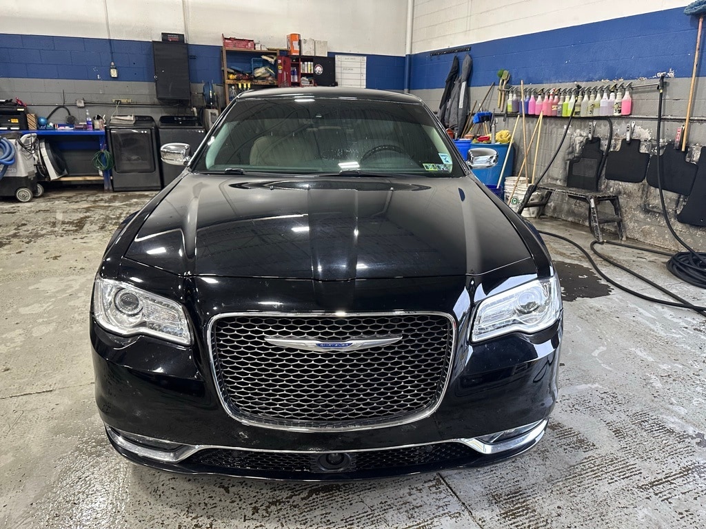 Used 2018 Chrysler 300 Limited Sedan