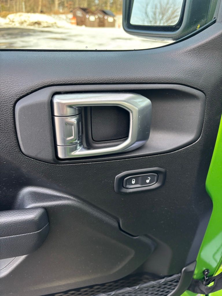 2025 Jeep Wrangler 4-Door Sport - Photo 9