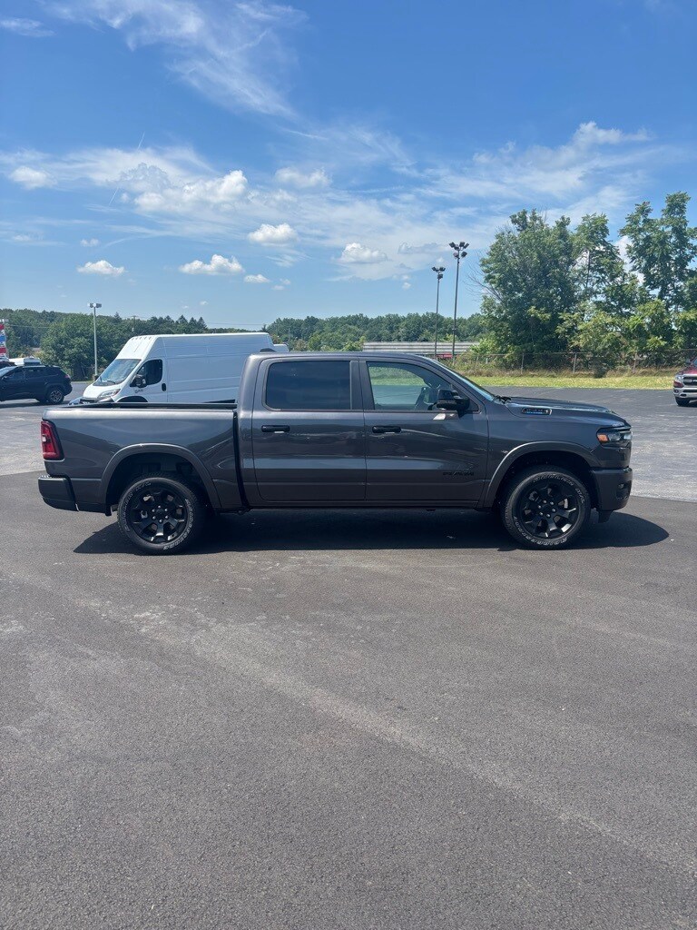 2025 Ram 1500 Big Horn Lone Star photo 2