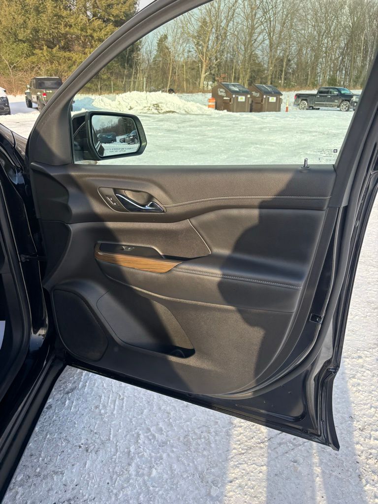 2023 GMC Acadia SLE - Photo 23