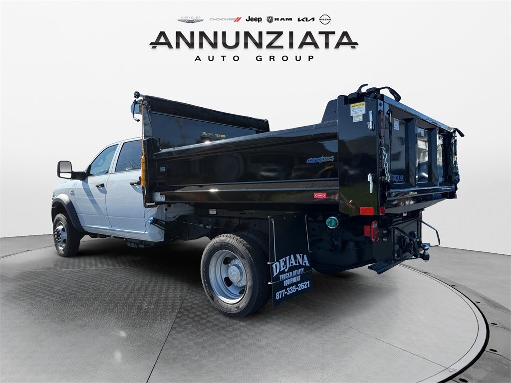 2025 Ram 5500 Tradesman photo 3