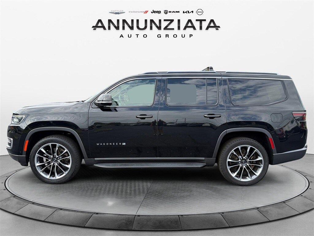 2022 Jeep Wagoneer Series II photo 2