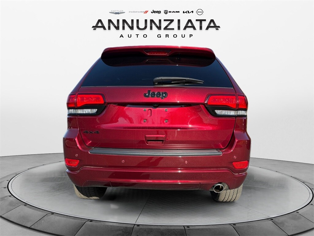2022 Jeep Cherokee Laredo X photo 4