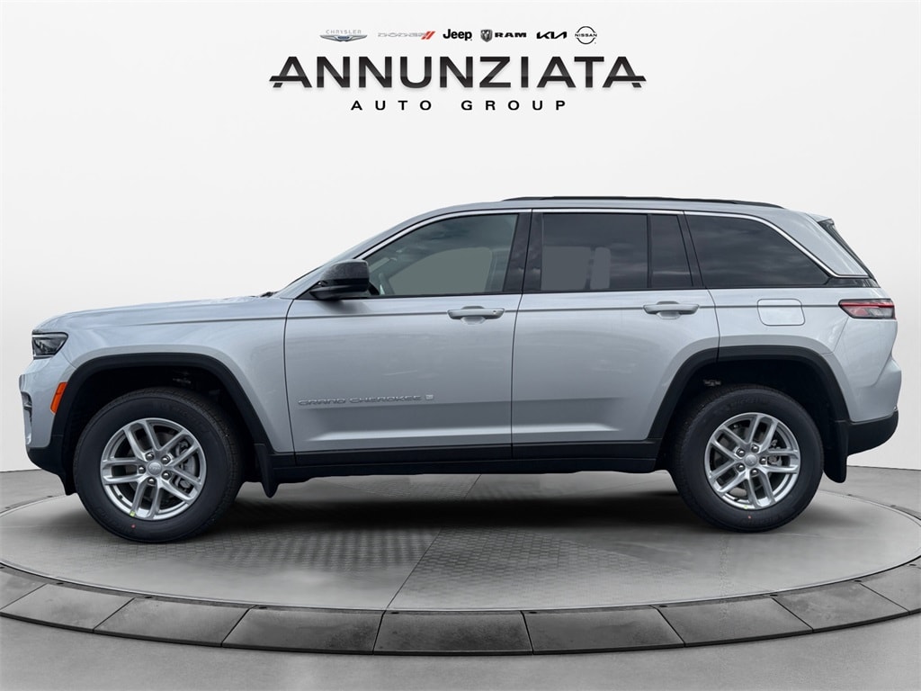 New 2025 Jeep Grand Cherokee Laredo X Sport Utility