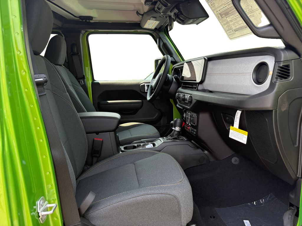 2025 Jeep Wrangler 4-Door Willys - Photo 15
