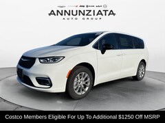 2026 Chrysler Pacifica Select Passenger Van