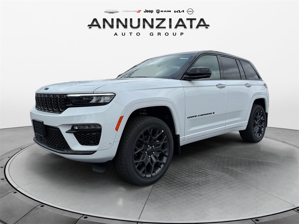 New 2025 Jeep Grand Cherokee Summit Sport Utility