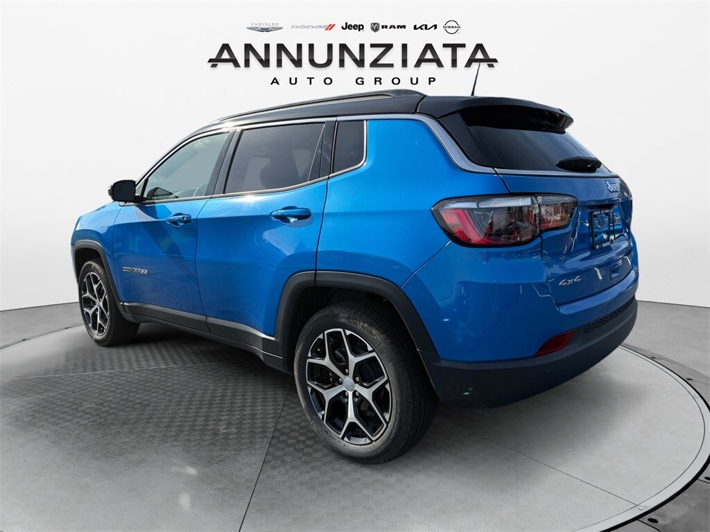 2024 Jeep Compass Limited photo 2