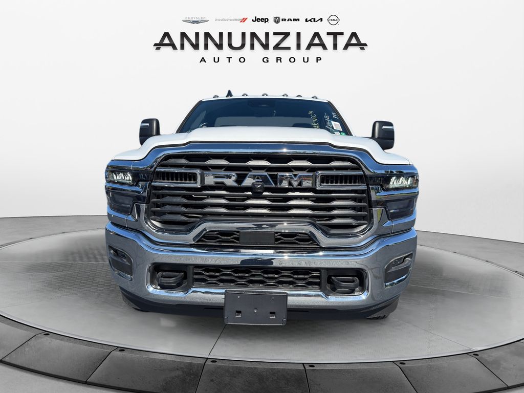 2025 RAM 3500 Chassis Tradesman - Photo 8