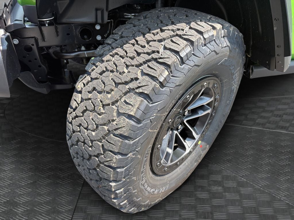 2025 Jeep Wrangler 4-Door Willys - Photo 19