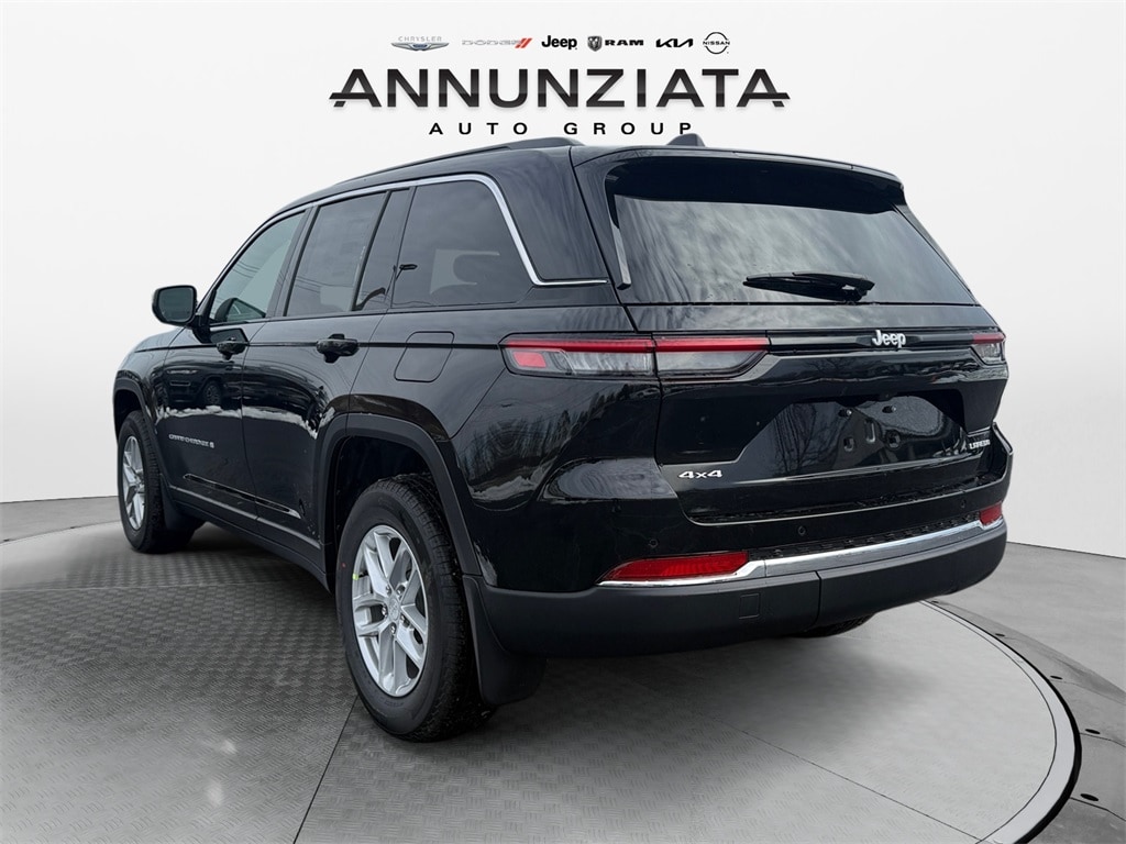 New 2025 Jeep Grand Cherokee Laredo X Sport Utility