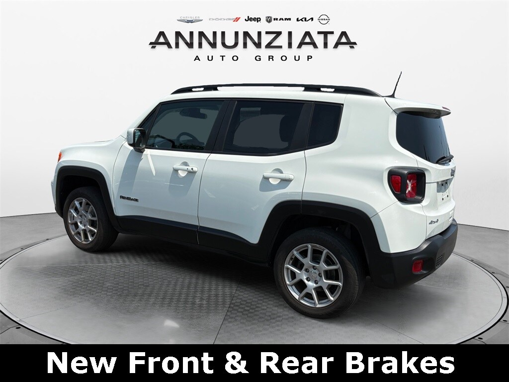 2021 Jeep Renegade Latitude photo 3
