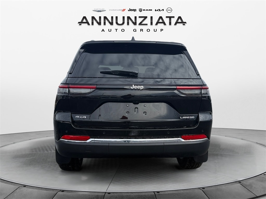 New 2025 Jeep Grand Cherokee Laredo X Sport Utility