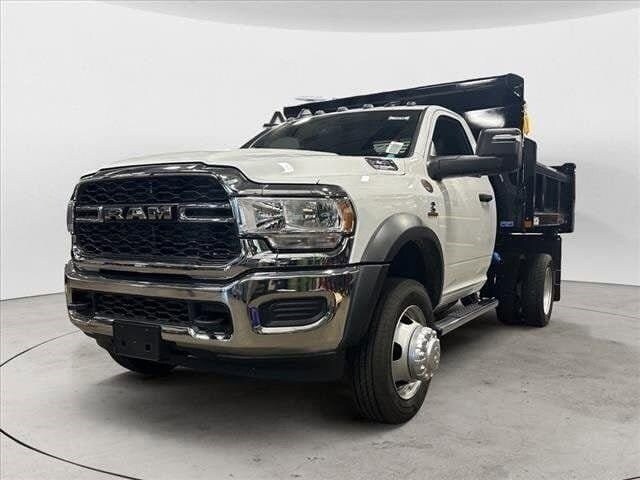 2024 Ram 5500 photo 2