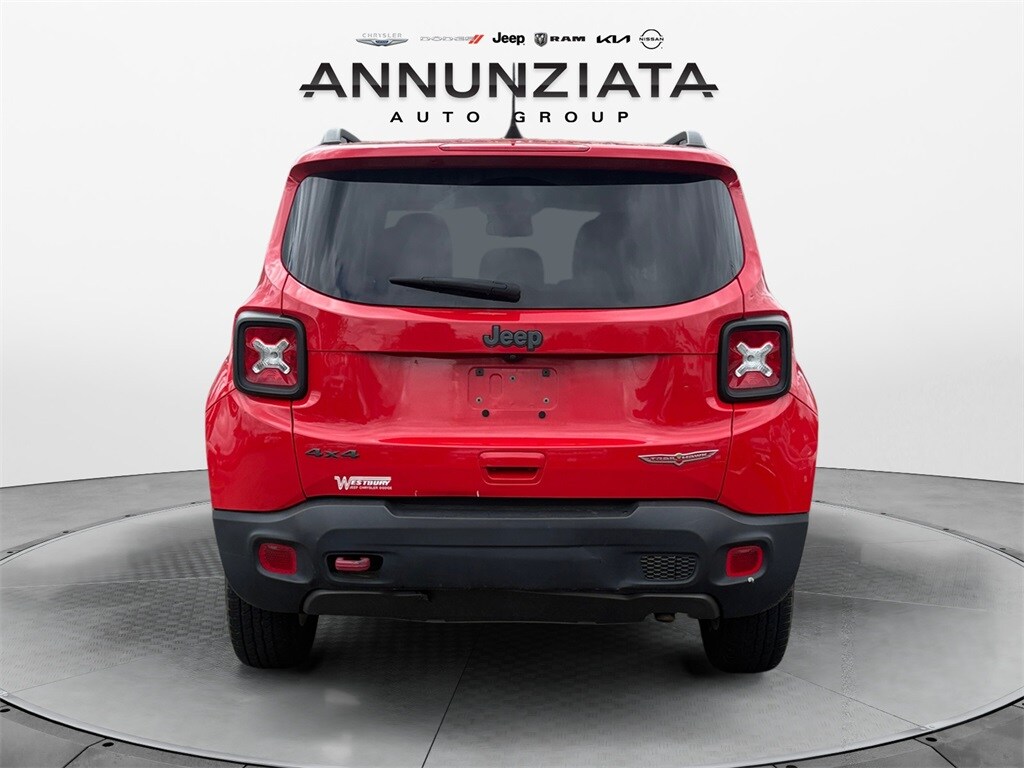 2021 Jeep Renegade Trailhawk photo 4