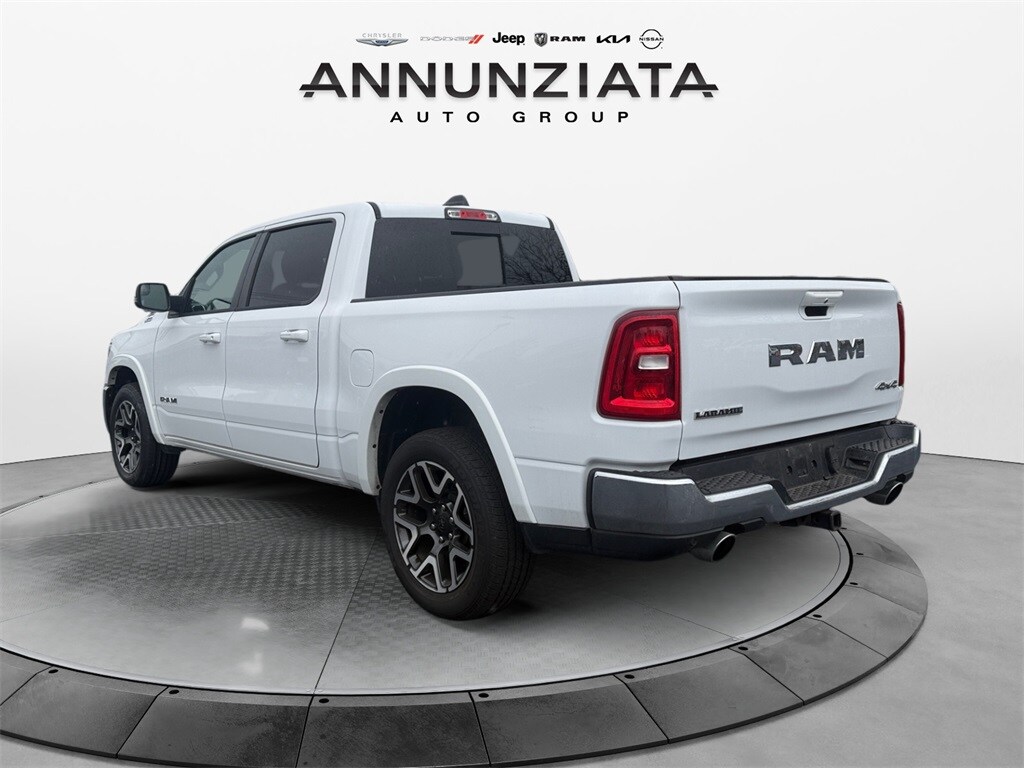 2025 Ram 1500 Laramie photo 3