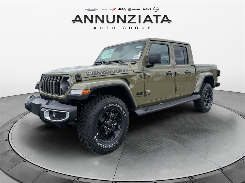 2025 Jeep Gladiator High Tide's photo