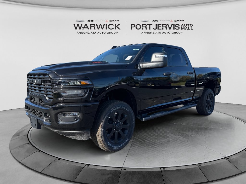 2027 RAM 2500 Pickup Tradesman/Black Express
