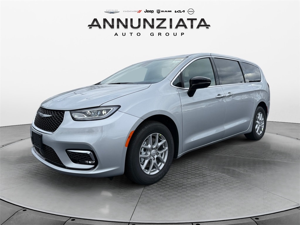 New 2026 Chrysler Pacifica Select Passenger Van