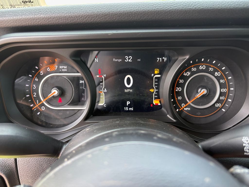 2025 Jeep Wrangler 4-Door Willys - Photo 30