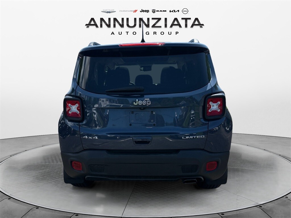 2022 Jeep Renegade Limited photo 4