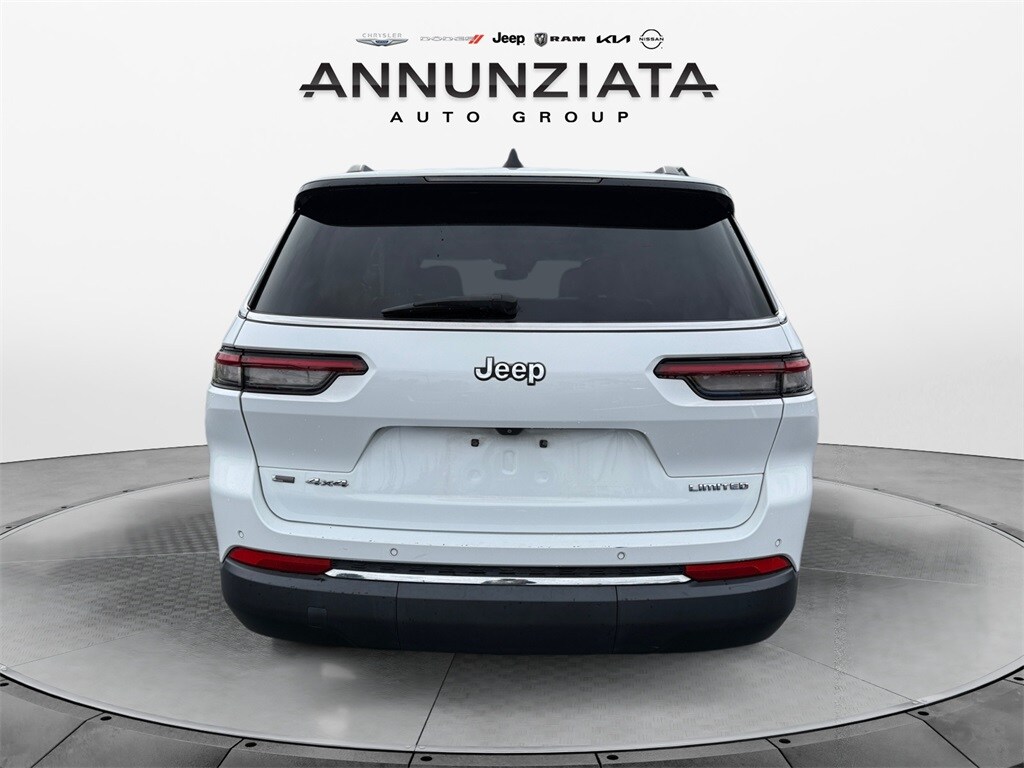 2021 Jeep Grand Cherokee Limited photo 3