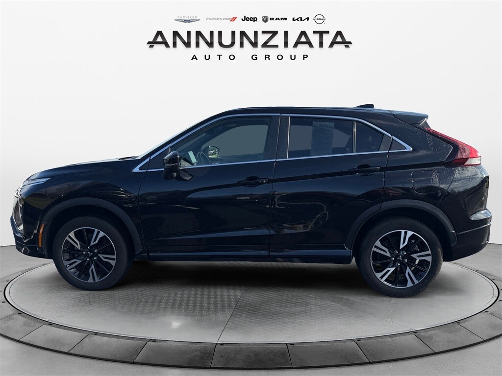 2024 Mitsubishi Eclipse Cross SEL photo 2