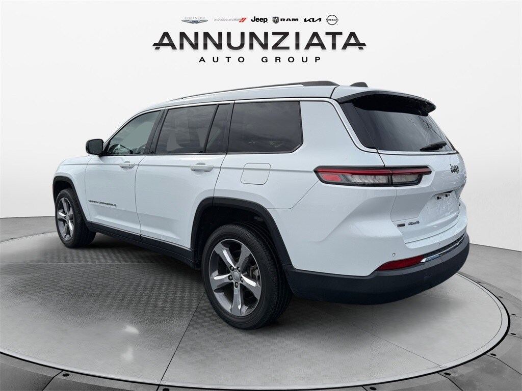 2021 Jeep Grand Cherokee Limited photo 2