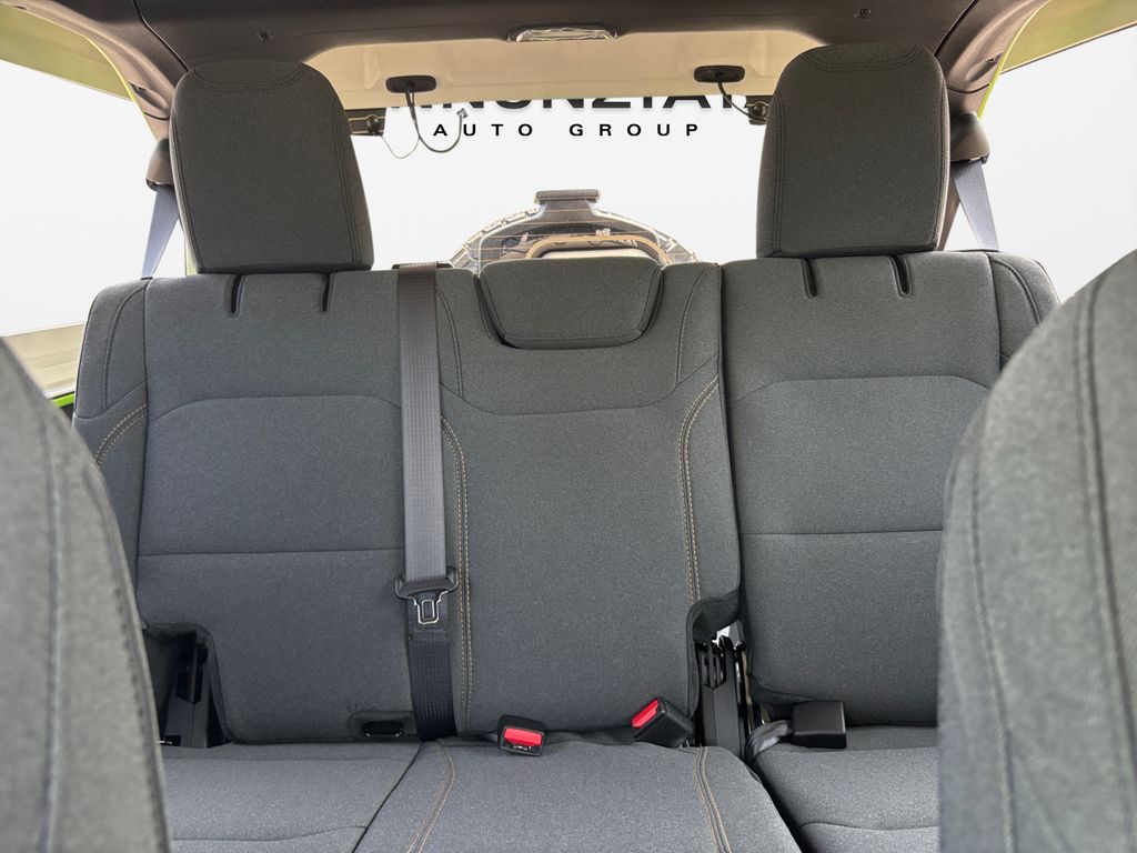 2025 Jeep Wrangler 4-Door Willys - Photo 16