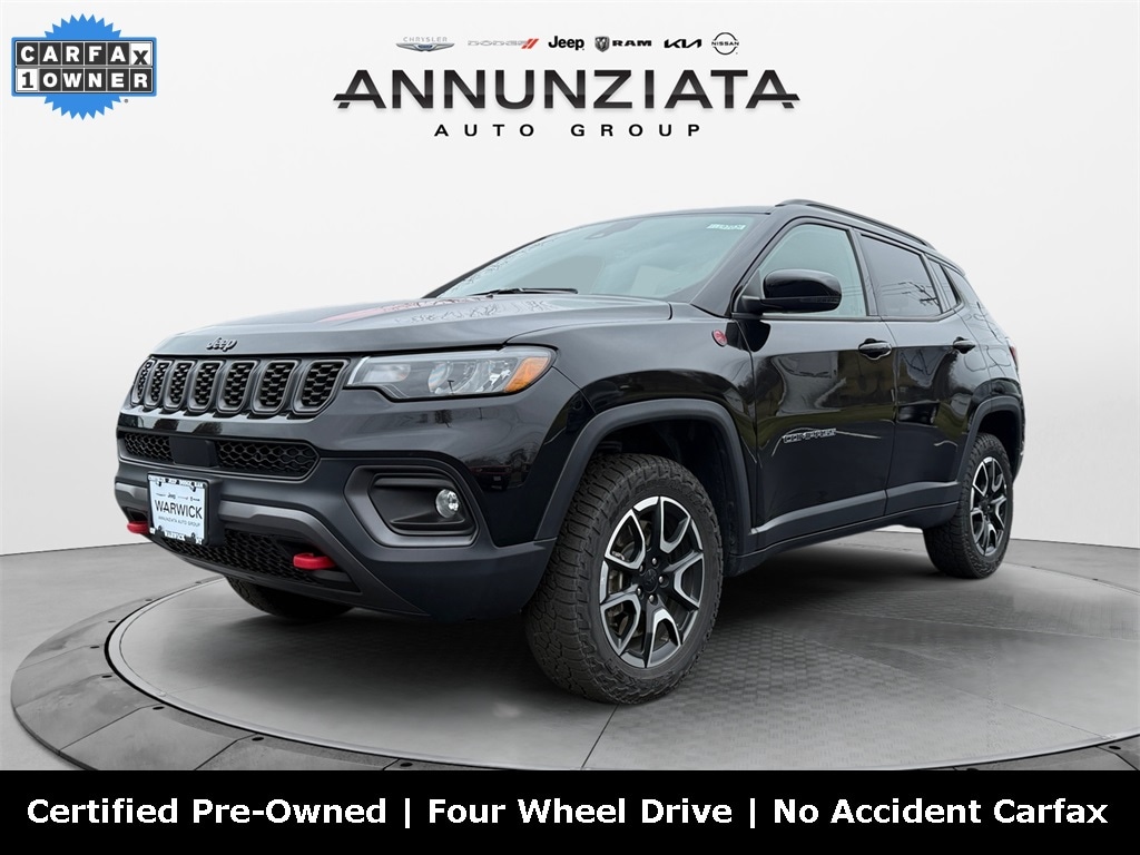 2024 Jeep Compass Trailhawk's photo