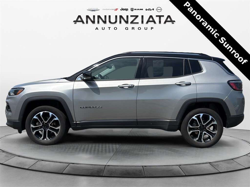 2022 Jeep Compass Limited photo 2