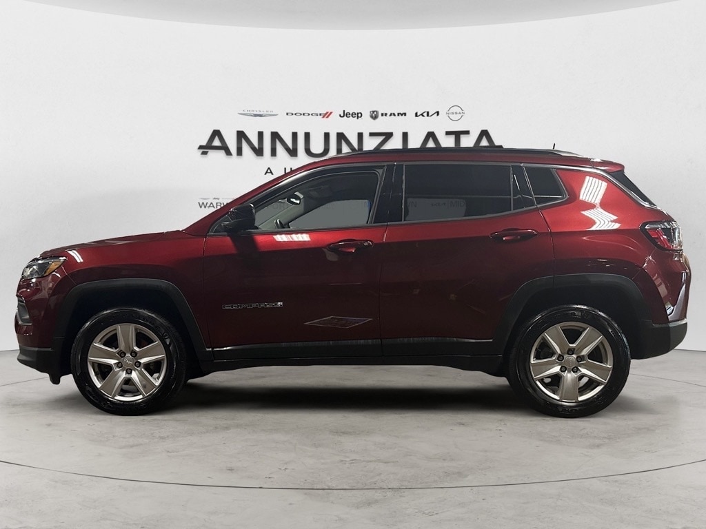 Used 2022 Jeep Compass Latitude with VIN 3C4NJDBB8NT237709 for sale in Warwick, NY