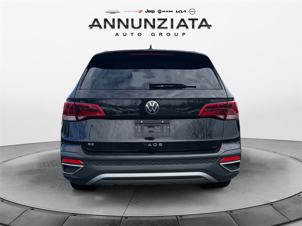 Used 2024 Volkswagen Taos 1.5T SE SUV