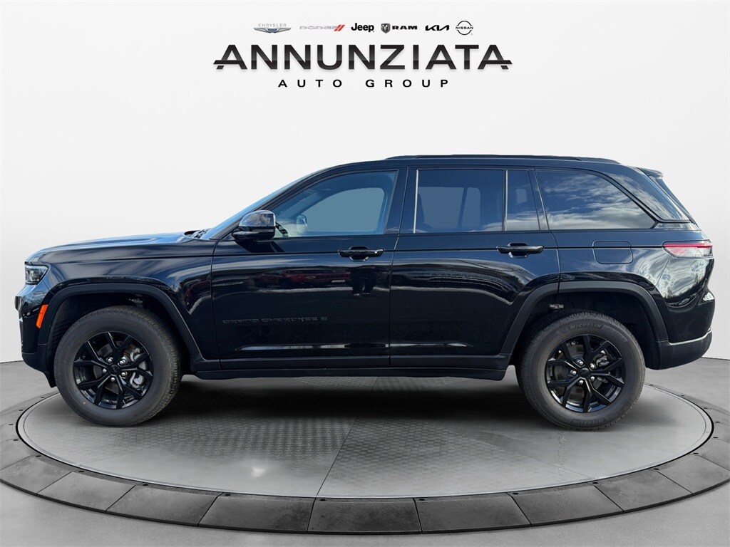 Used 2025 Jeep Grand Cherokee Altitude X SUV