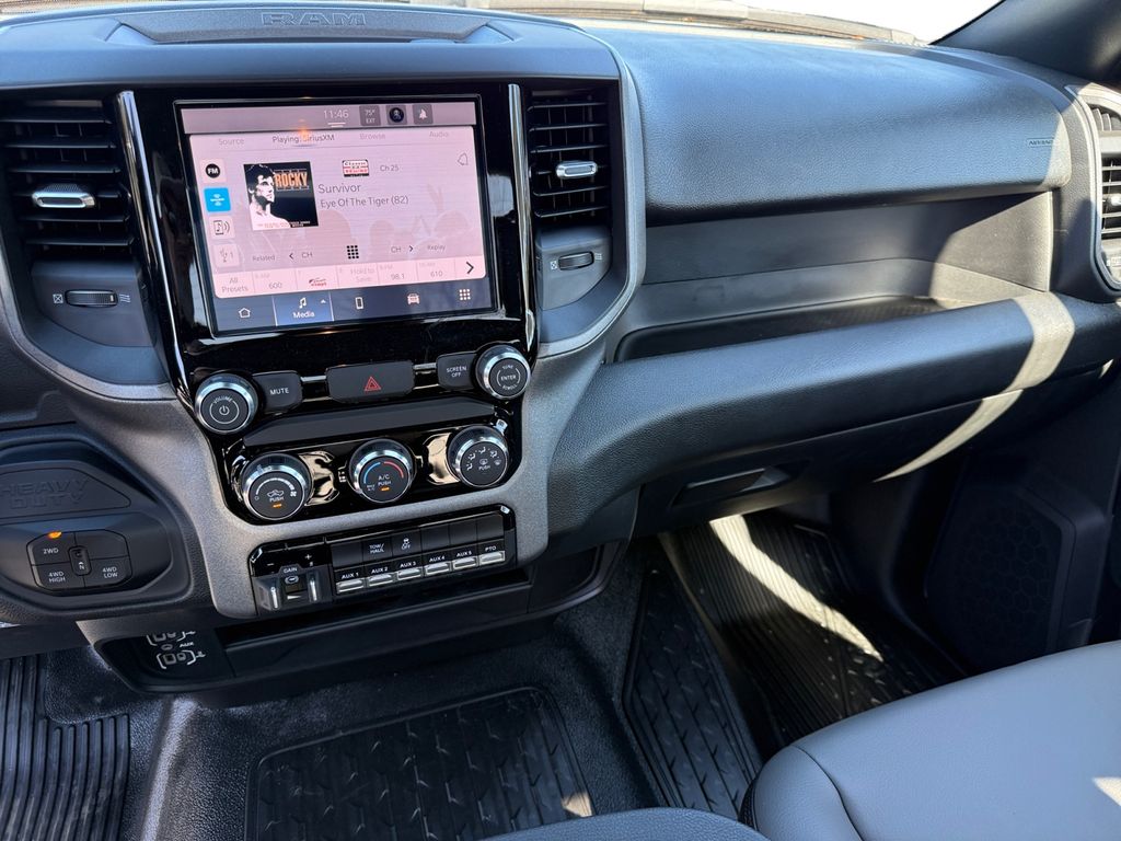 2025 RAM 3500 Chassis Tradesman - Photo 11
