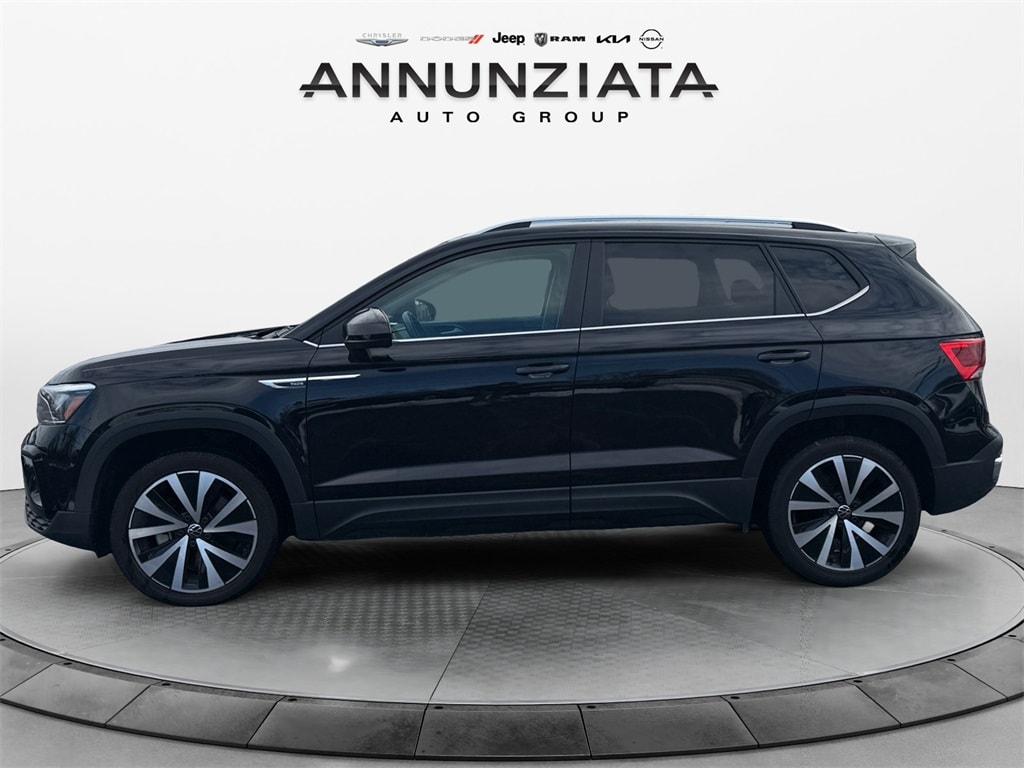 Used 2024 Volkswagen Taos 1.5T SE SUV