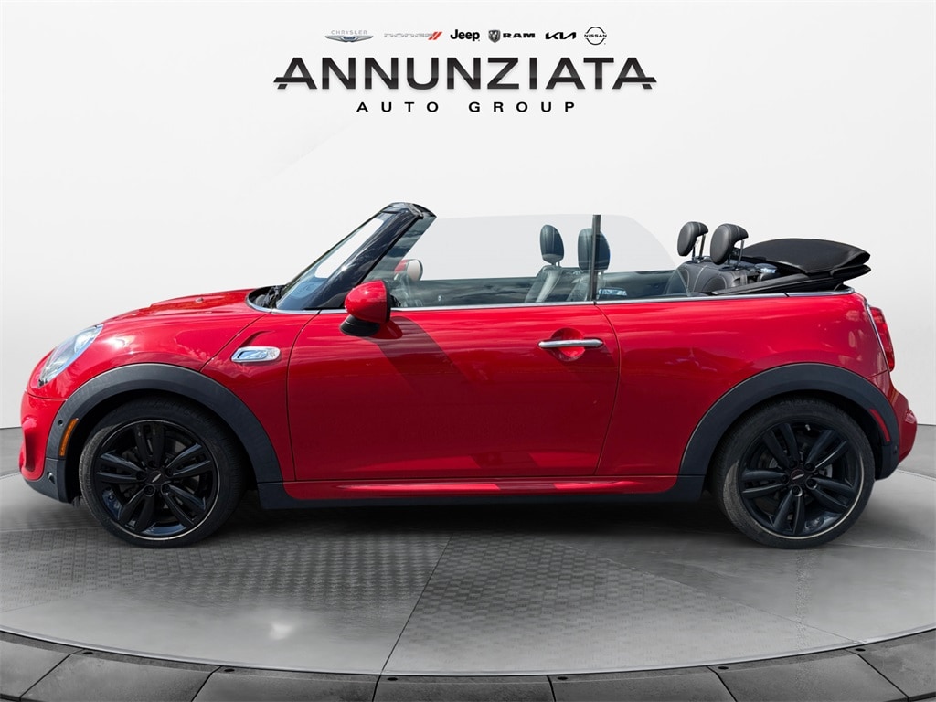 Used 2018 MINI Cooper S with VIN WMWWG9C57J3C82526 for sale in Warwick, NY