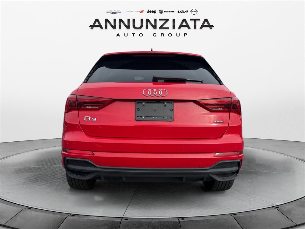 2023 Audi Q3 S line Premium photo 4