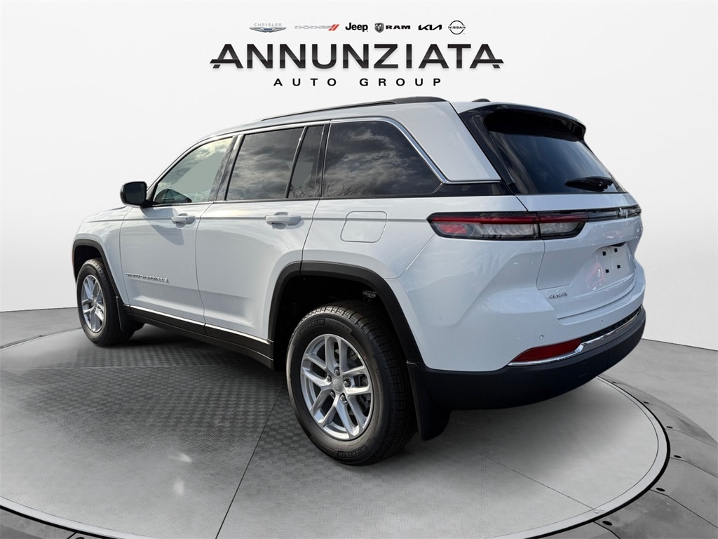 New 2025 Jeep Grand Cherokee Laredo X Sport Utility