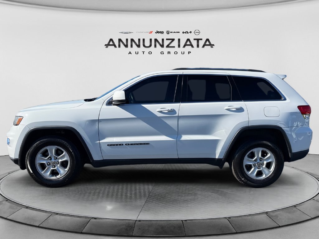 Used 2017 Jeep Grand Cherokee Laredo E with VIN 1C4RJFAG3HC940919 for sale in Warwick, NY