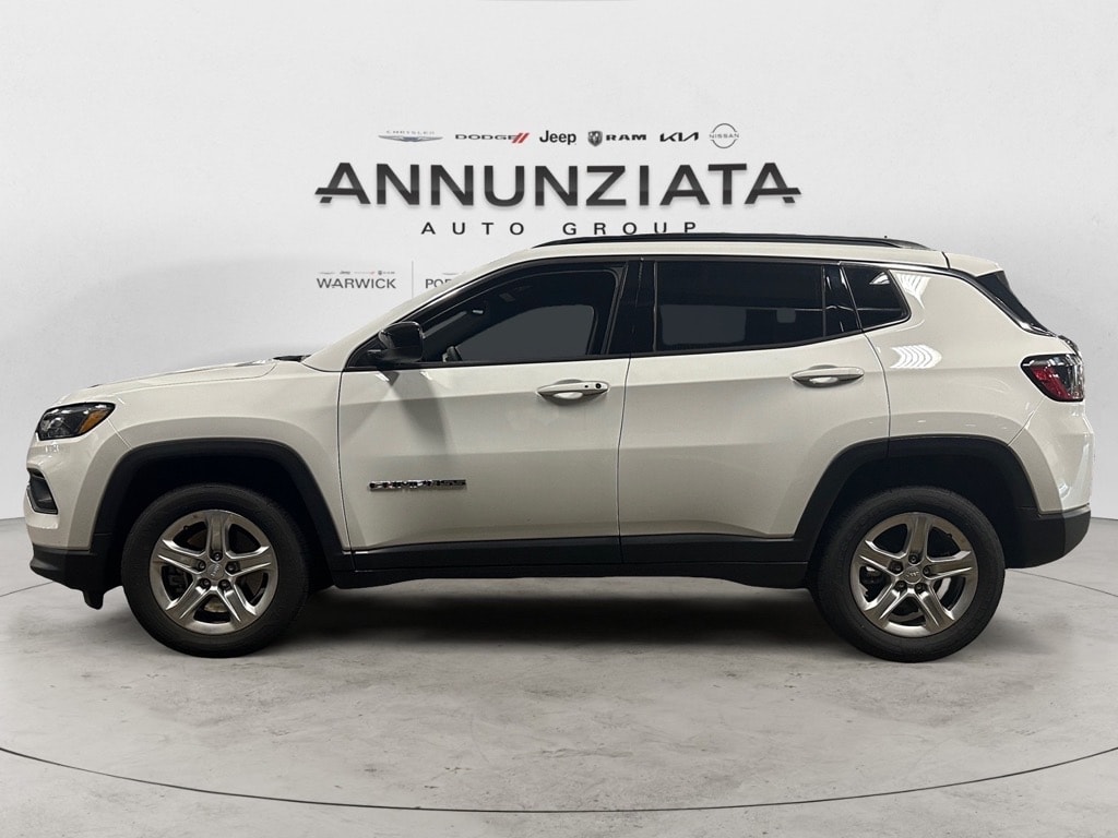 Used 2024 Jeep Compass Latitude with VIN 3C4NJDBNXRT592932 for sale in Warwick, NY